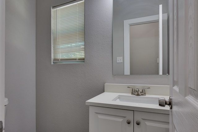 1908 Amanda Avenue, Fort Worth, TX 76105