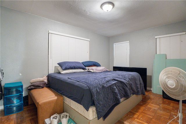 1333 Casa Verde Dr, Corpus Christi, TX 78411