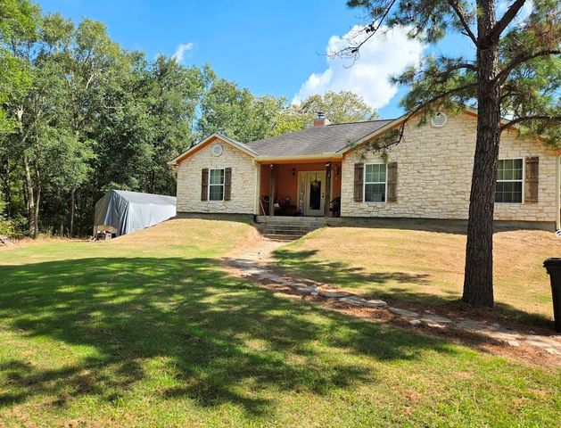 18015 Azalea Drive, Beaumont, TX 77705
