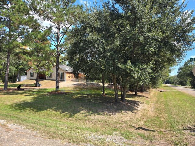 18015 Azalea Drive, Beaumont, TX 77705