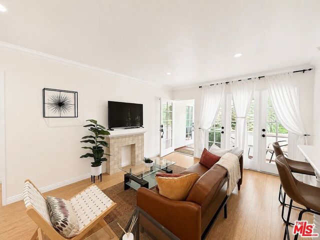 1027 20th Street J, Santa Monica, CA 90403