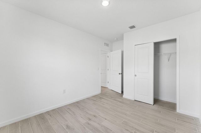 885 SW Tulip Boulevard 40, Port St Lucie, FL 34953