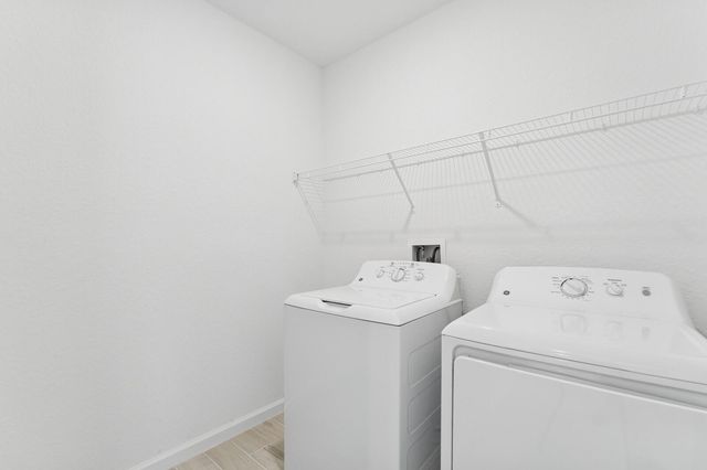 885 SW Tulip Boulevard 40, Port St Lucie, FL 34953