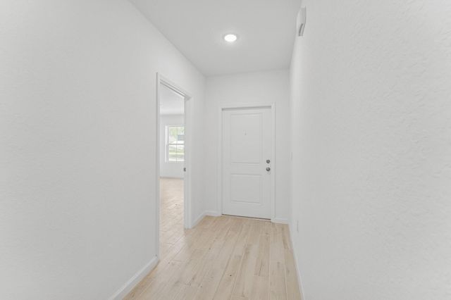 885 SW Tulip Boulevard 40, Port St Lucie, FL 34953