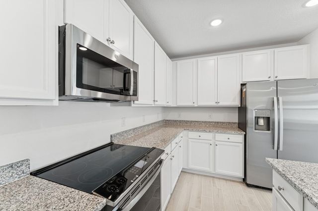 885 SW Tulip Boulevard 40, Port St Lucie, FL 34953