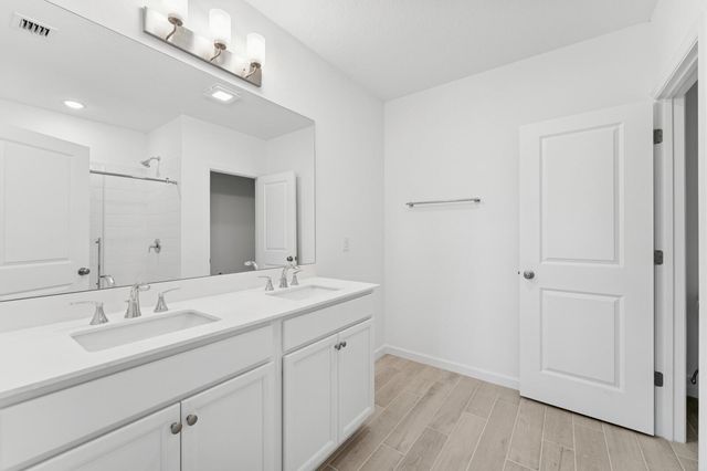 885 SW Tulip Boulevard 40, Port St Lucie, FL 34953