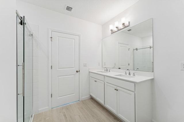 885 SW Tulip Boulevard 40, Port St Lucie, FL 34953