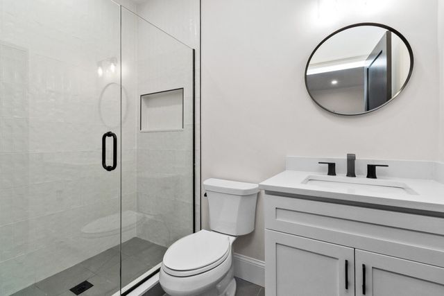 10 Central Ave 10, Newton, MA 02460