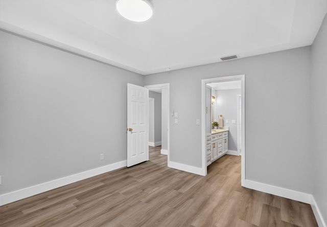 5250 SE Seascape Way 102, Stuart, FL 34997