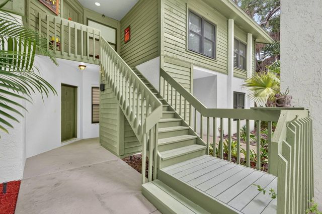 5250 SE Seascape Way 102, Stuart, FL 34997