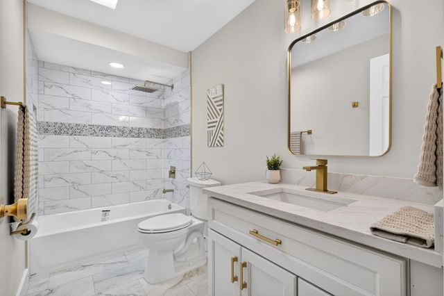 5250 SE Seascape Way 102, Stuart, FL 34997