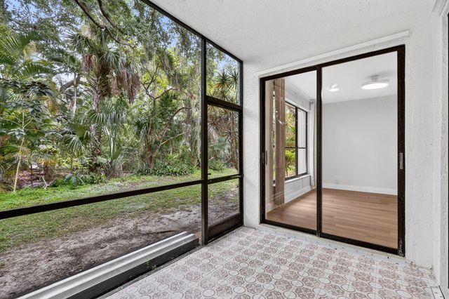 5250 SE Seascape Way 102, Stuart, FL 34997