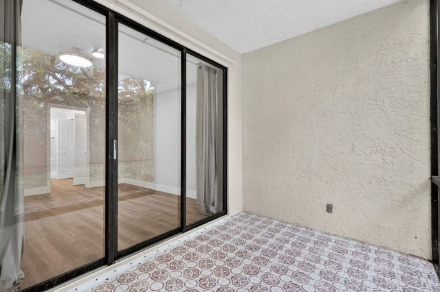 5250 SE Seascape Way 102, Stuart, FL 34997