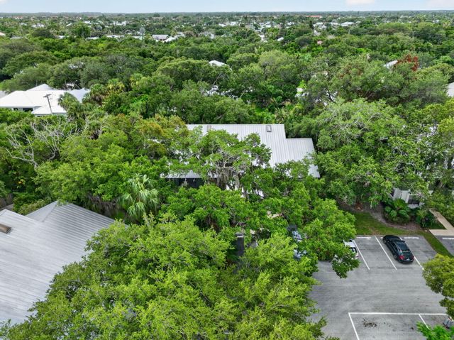 5250 SE Seascape Way 102, Stuart, FL 34997