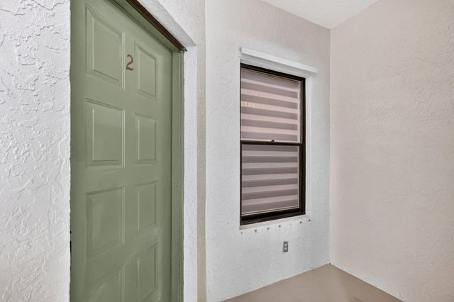 5250 SE Seascape Way 102, Stuart, FL 34997