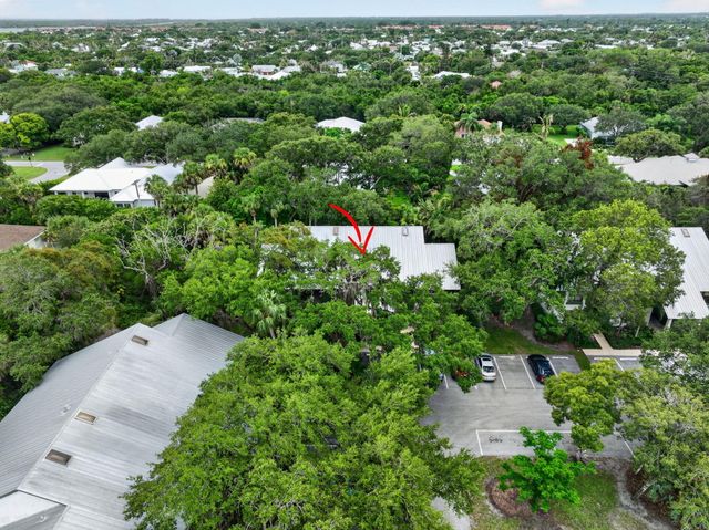 5250 SE Seascape Way 102, Stuart, FL 34997