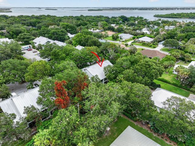 5250 SE Seascape Way 102, Stuart, FL 34997