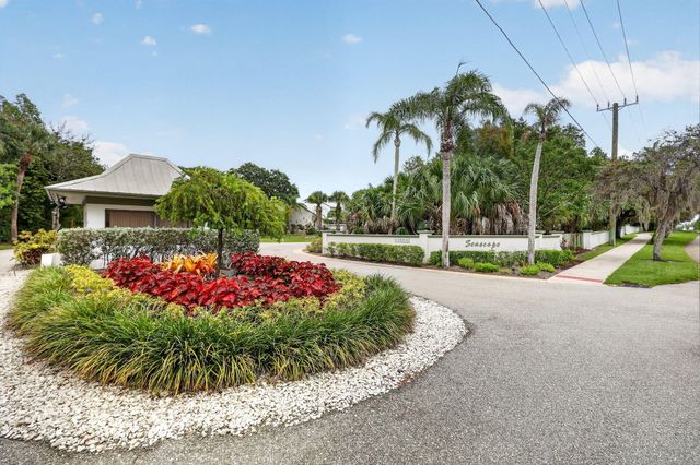 5250 SE Seascape Way 102, Stuart, FL 34997