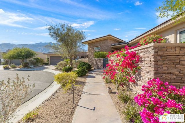 1586 Sienna Court, Palm Springs, CA 92262