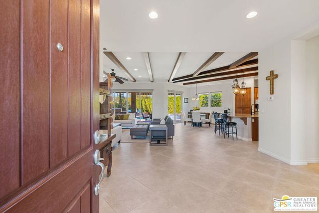 1586 Sienna Court, Palm Springs, CA 92262