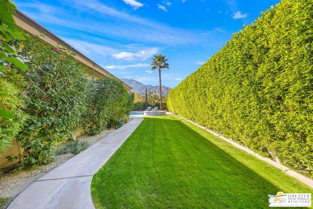 1586 Sienna Court, Palm Springs, CA 92262