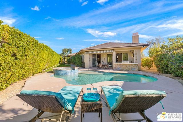 1586 Sienna Court, Palm Springs, CA 92262