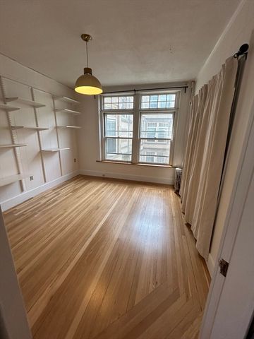 1675 Beacon St. B, Brookline, MA 02445