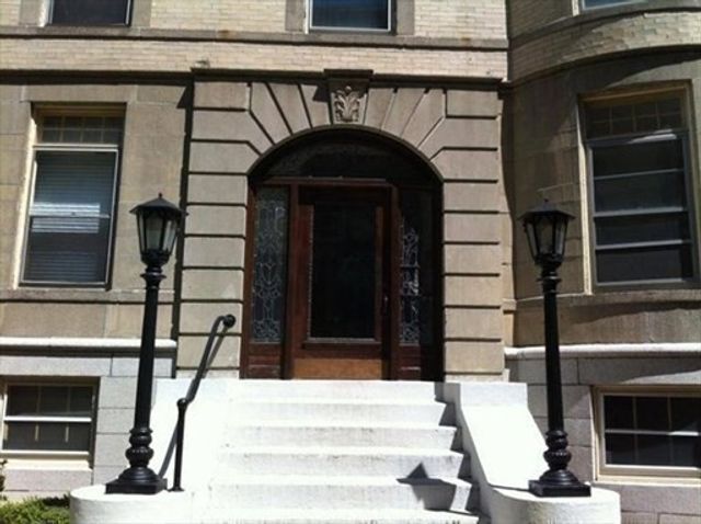 1675 Beacon St. B, Brookline, MA 02445