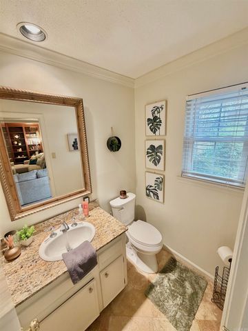 43 Colony Road, Little Rock, AR 72227