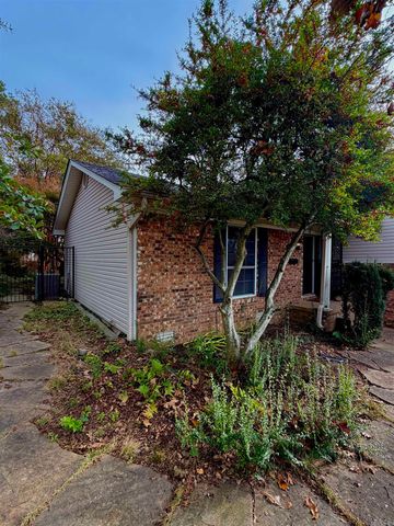 43 Colony Road, Little Rock, AR 72227