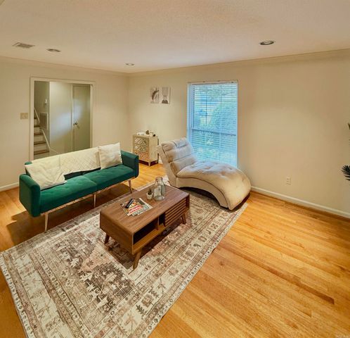 43 Colony Road, Little Rock, AR 72227