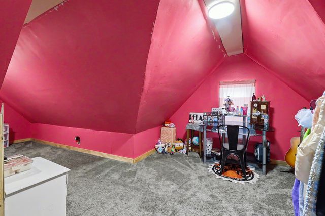 5033 1st Street, New Era, MI 49446