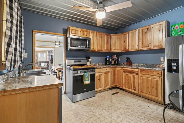 5033 1st Street, New Era, MI 49446