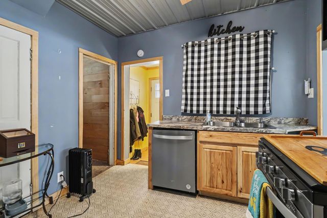 5033 1st Street, New Era, MI 49446