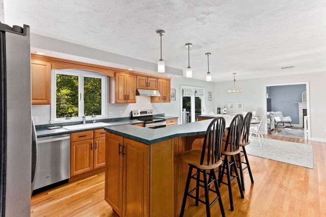 85 Turner Drive, Bridgewater, MA 02324