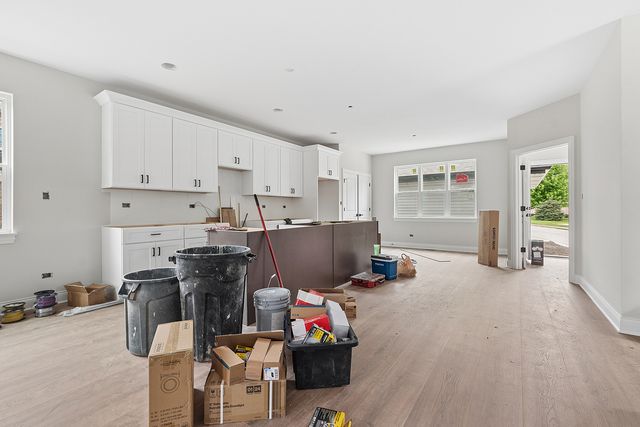 7630 W 66th Street, Bedford Park, IL 60501