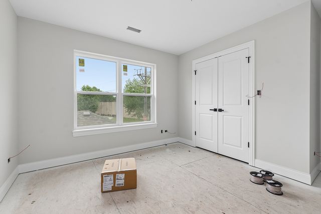 7630 W 66th Street, Bedford Park, IL 60501