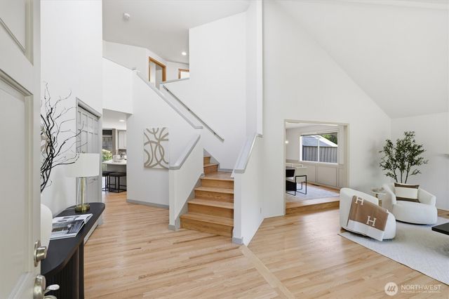 15215 92nd Place NE, Bothell, WA 98011