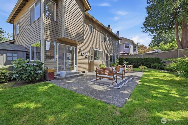 15215 92nd Place NE, Bothell, WA 98011