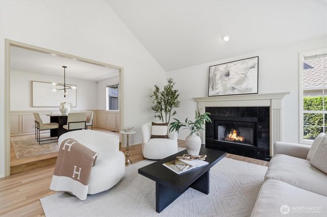 15215 92nd Place NE, Bothell, WA 98011