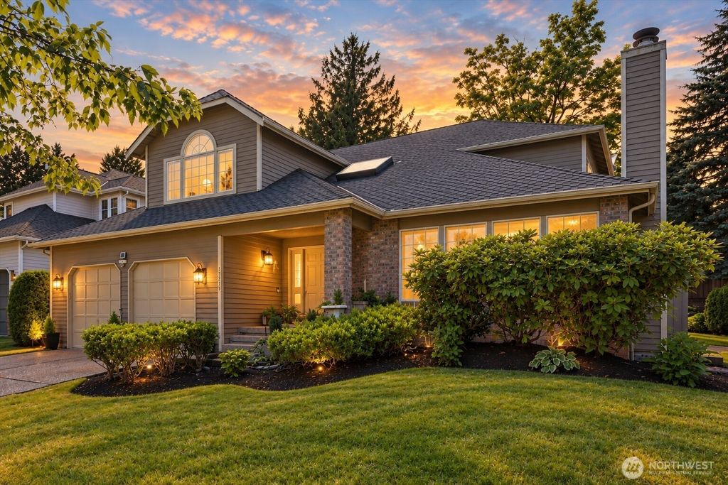 15215 92nd Place NE, Bothell, WA 98011