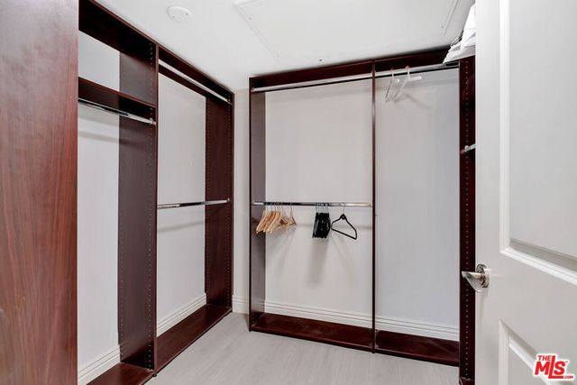 3000 Grand Canal, Venice, CA 90291