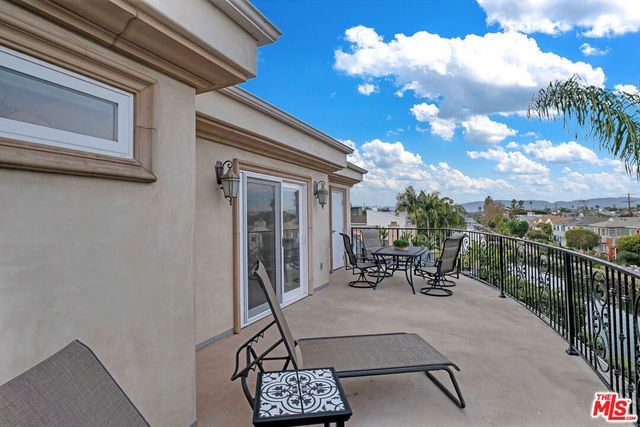 3000 Grand Canal, Venice, CA 90291