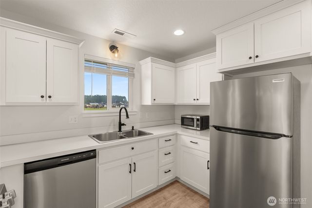 504 Powell Ave, Winlock, WA 98596