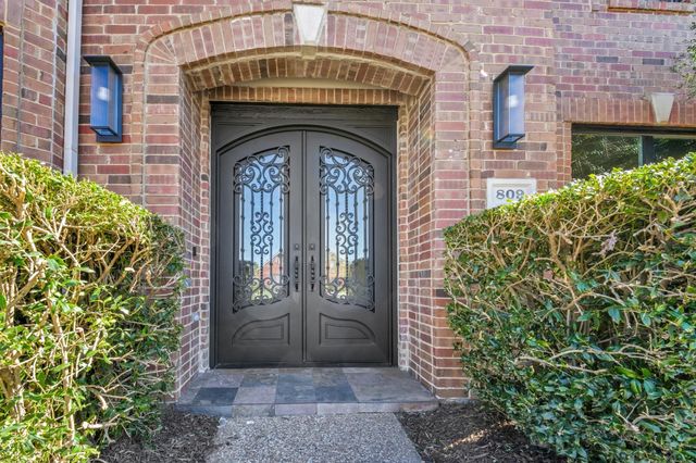 809 Forest Lakes Court, Keller, TX 76248