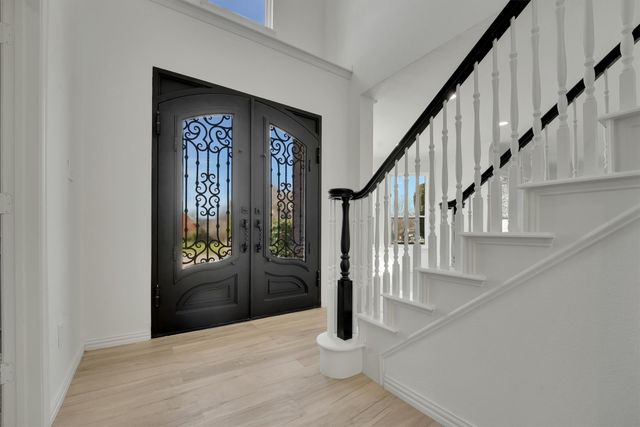 809 Forest Lakes Court, Keller, TX 76248