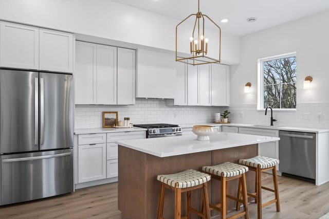 2509 Jansen Avenue, White Bear Lake, MN 55110
