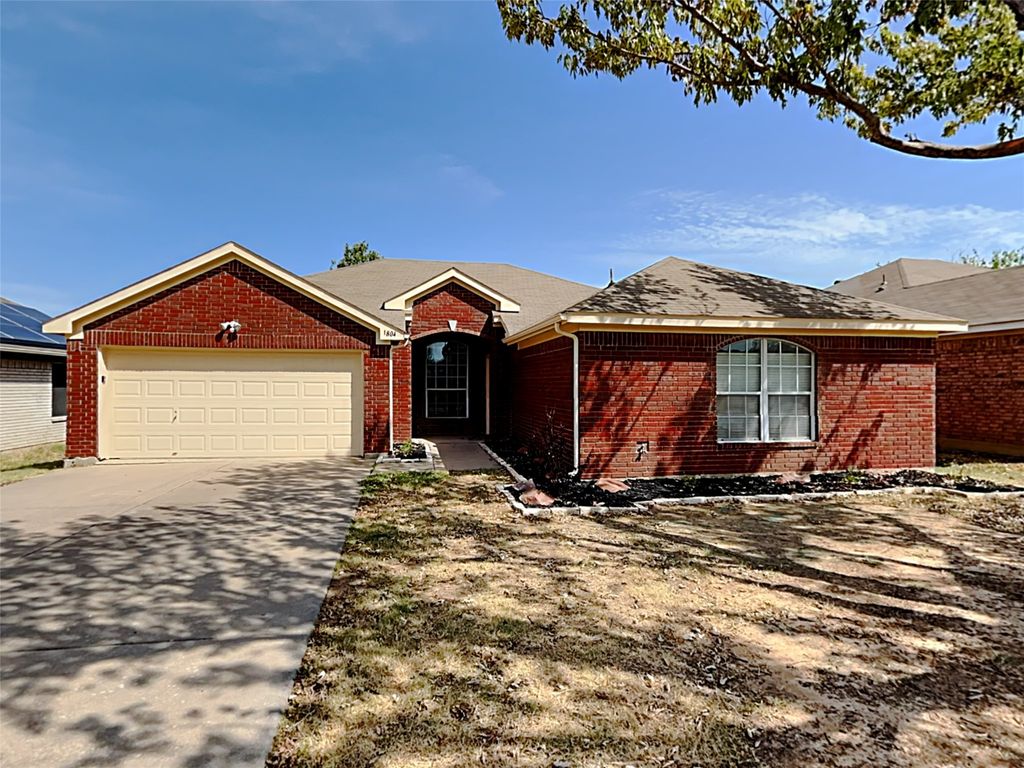 1804 Saint Nevis Drive, Mansfield, TX 76063