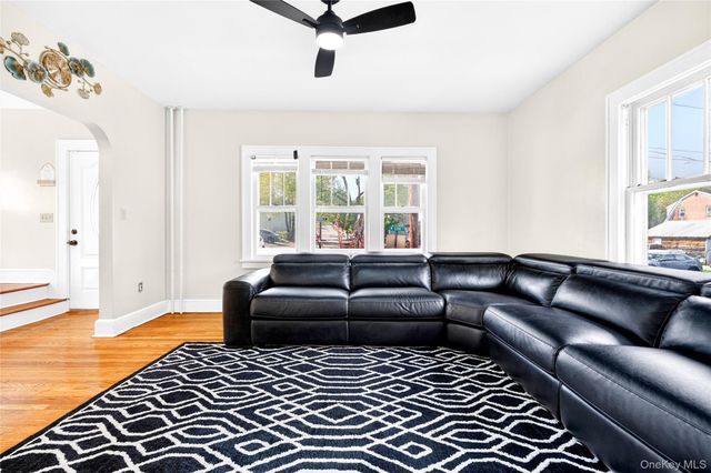 2 W Stone Street, Newburgh, NY 12550