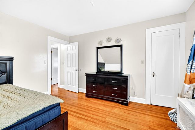2 W Stone Street, Newburgh, NY 12550
